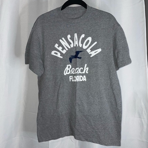 Pensacola Beach Florida Tourist TShirt Short Sleeve Crewneck Vacation Travel Top - Picture 1 of 4